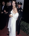 JamieLeeCurtis-GoldenGlobes-028.jpg