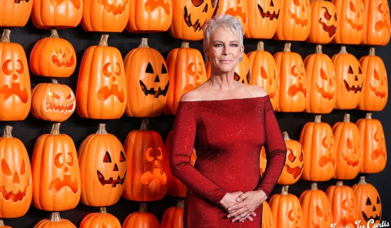 Jamie Lee Curtis attends Halloween Ends premiere