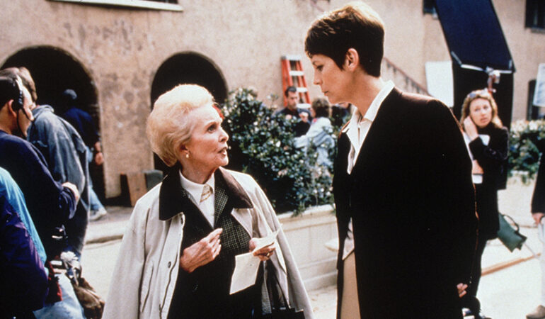 Jamie Lee Curtis and Janet Leigh on the set of Halloween H20: Twenty Years Later